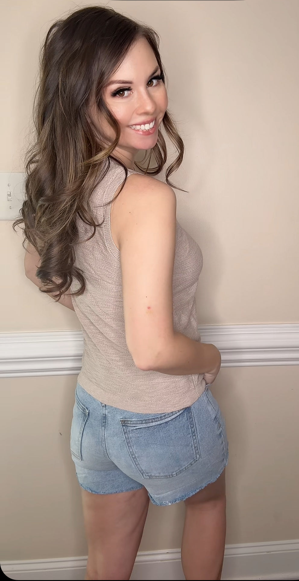 Lightweight Sweater Tank (2-Colors)