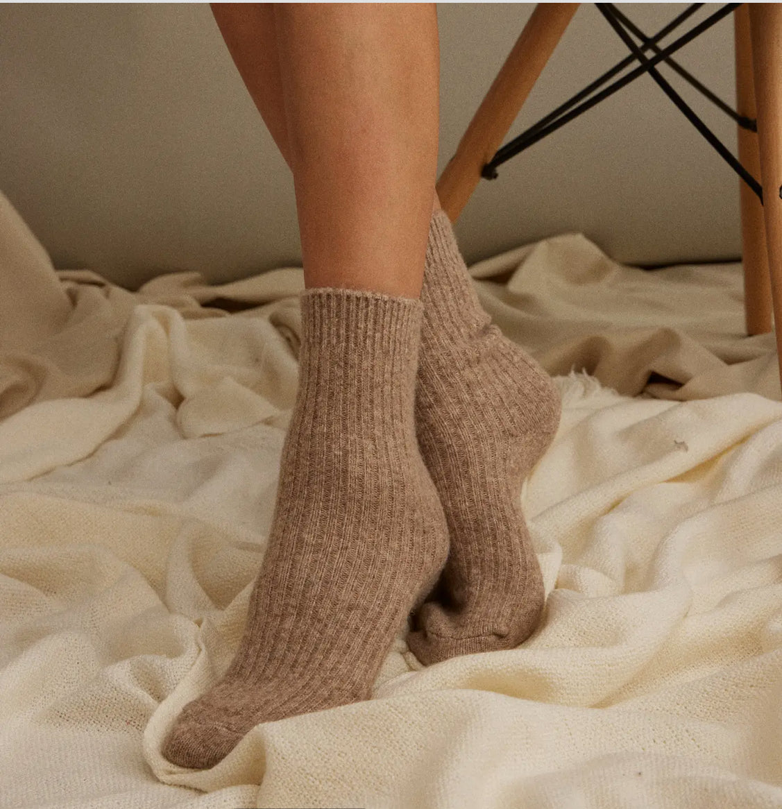 Ribbed Socks (2 Colors)