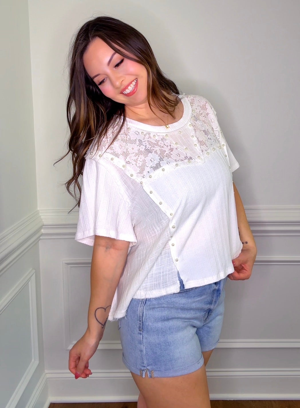 Pol Pearl Stud Accent Top (3 colors)