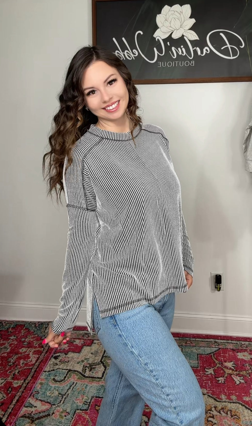 Cozy Cute Top (White/Black)