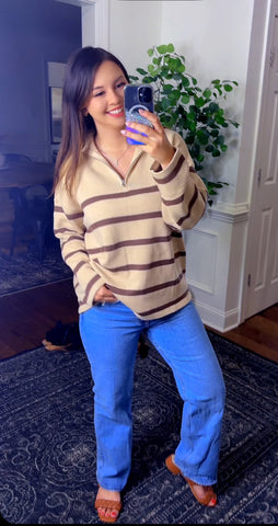 Neutral Lovers Pullover