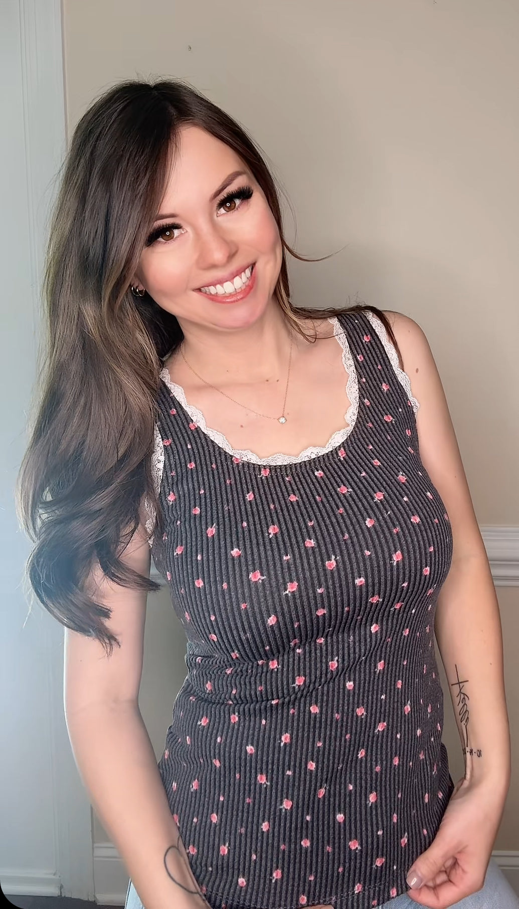 Floral Lace Tank (2 Colors)