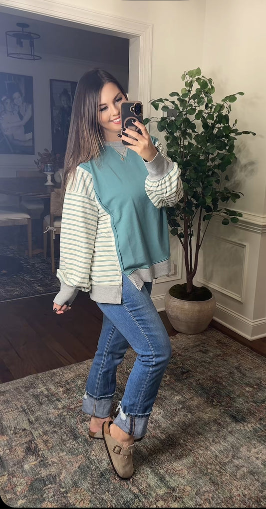 Fall To Be Style Pullover (2 Colors)