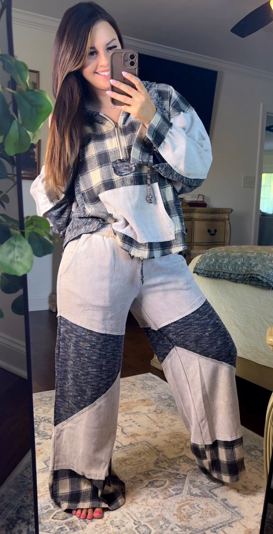 POL Thermal Patch Pants (2 colors)