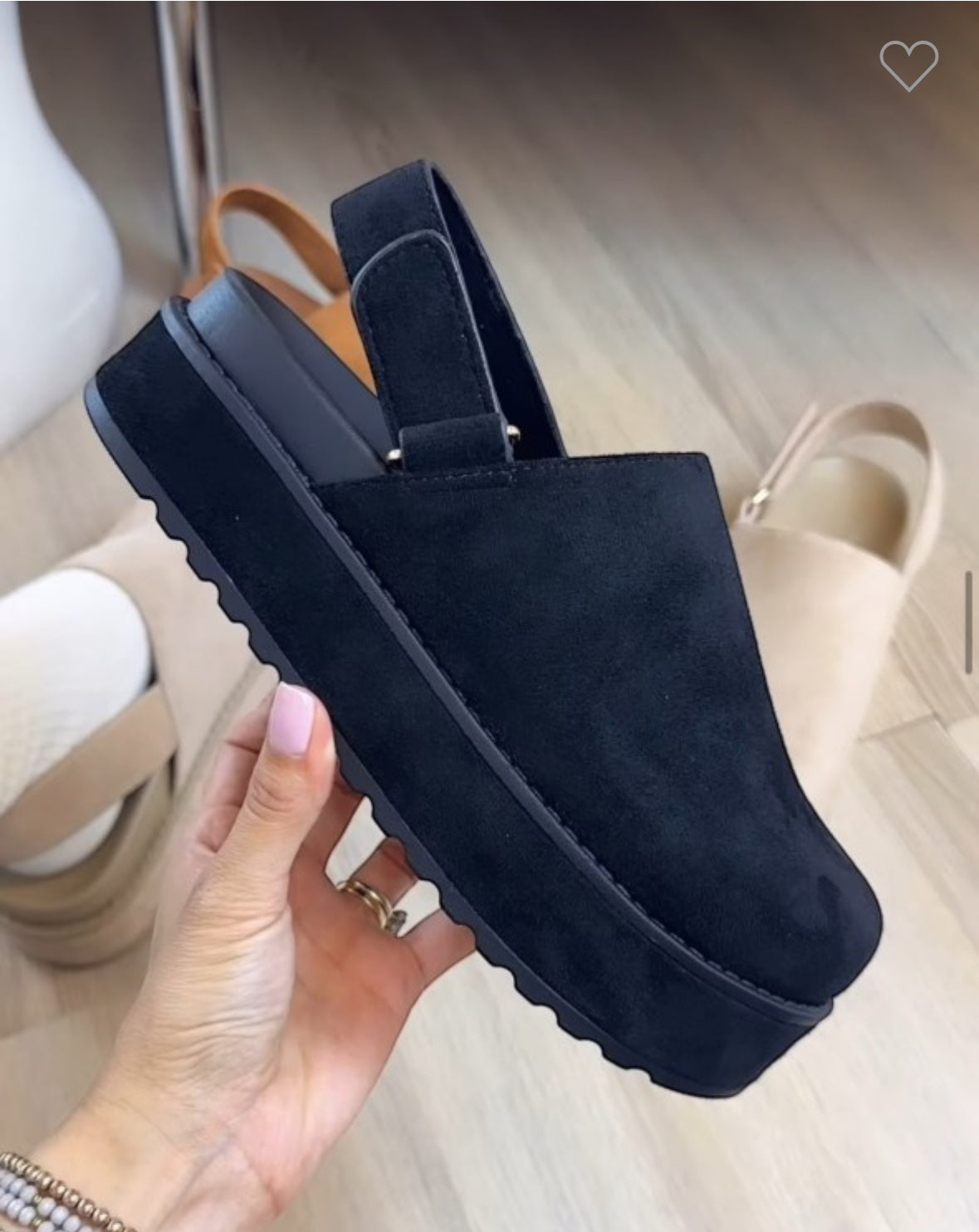 The Feeling Fall Clogs