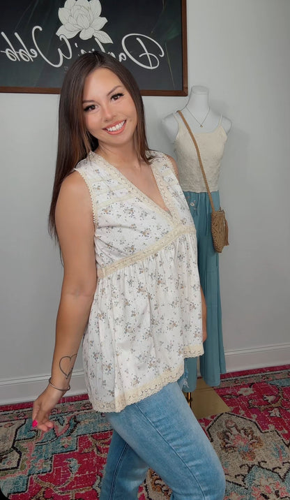 Just A Neutral Floral Girl Top (POL)