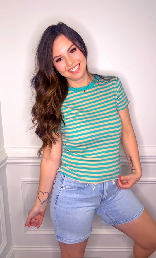 STRIPED CONTRAST KNIT TEE