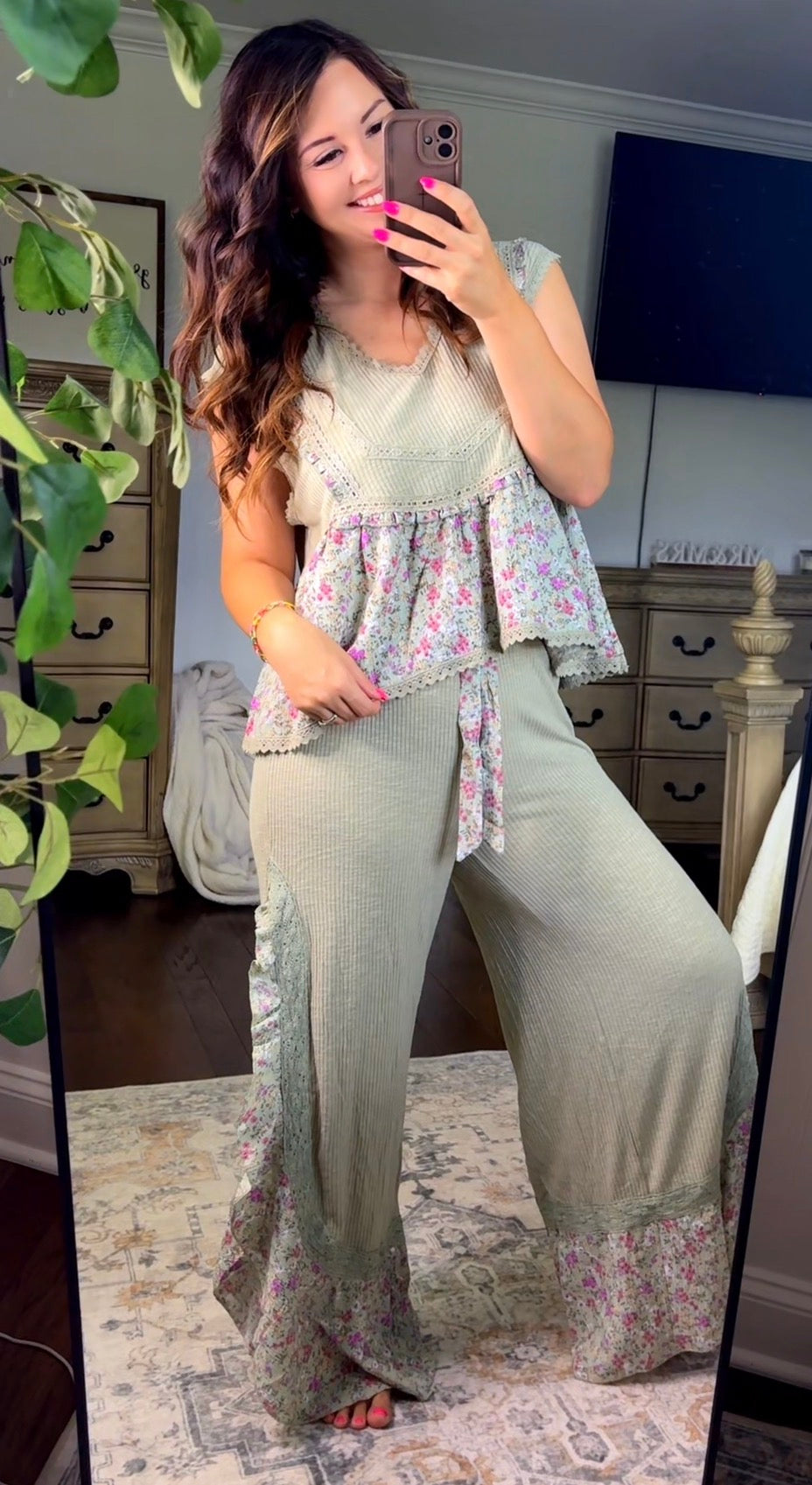 Ruffle Detail Floral Pattern Pants