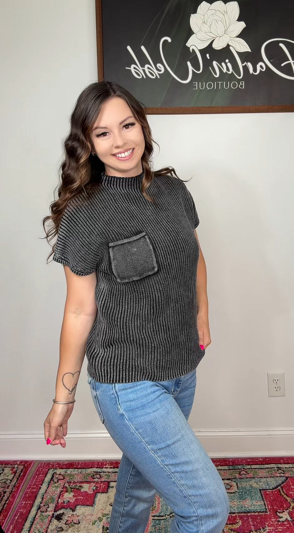 Casual Darling Top (Black)