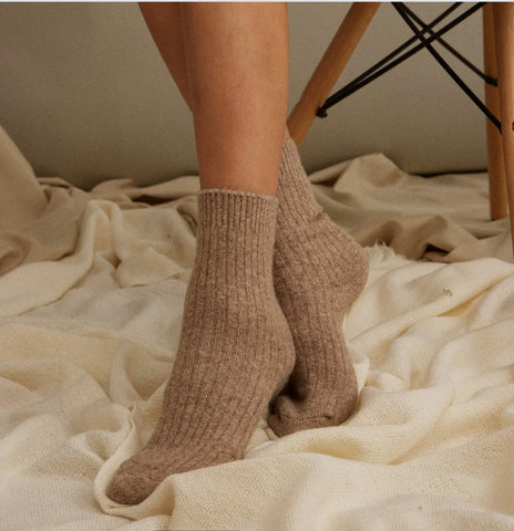 Ribbed Socks (2 Colors)