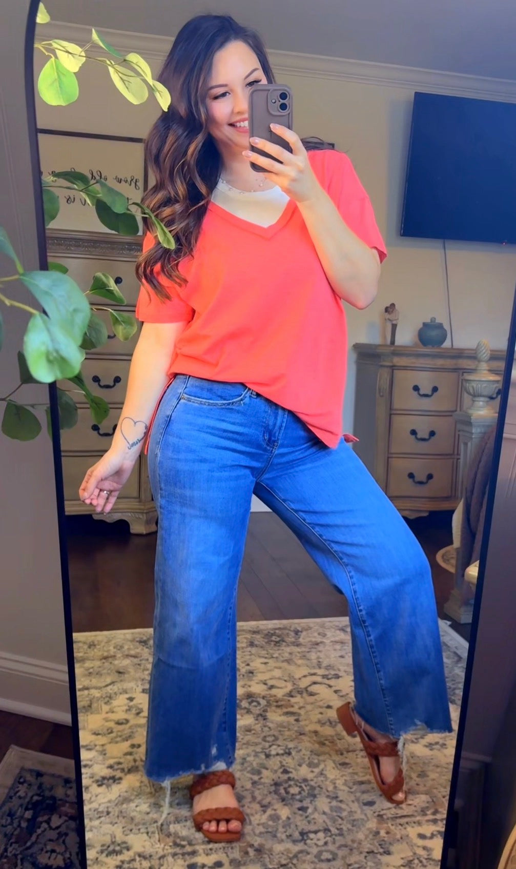 POL Basic V-Neck (3 colors)