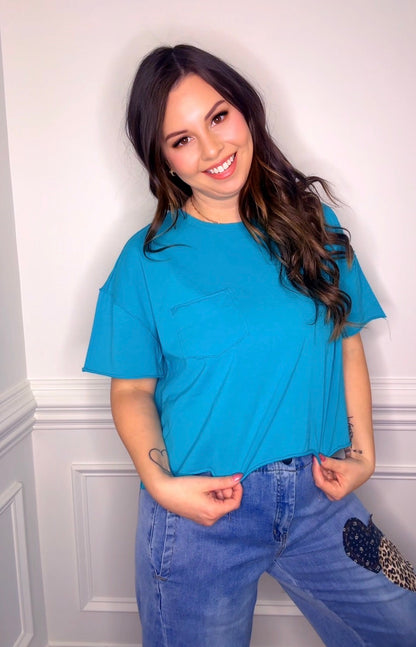 RAW EDGE RELAXED CROP KNIT TOP