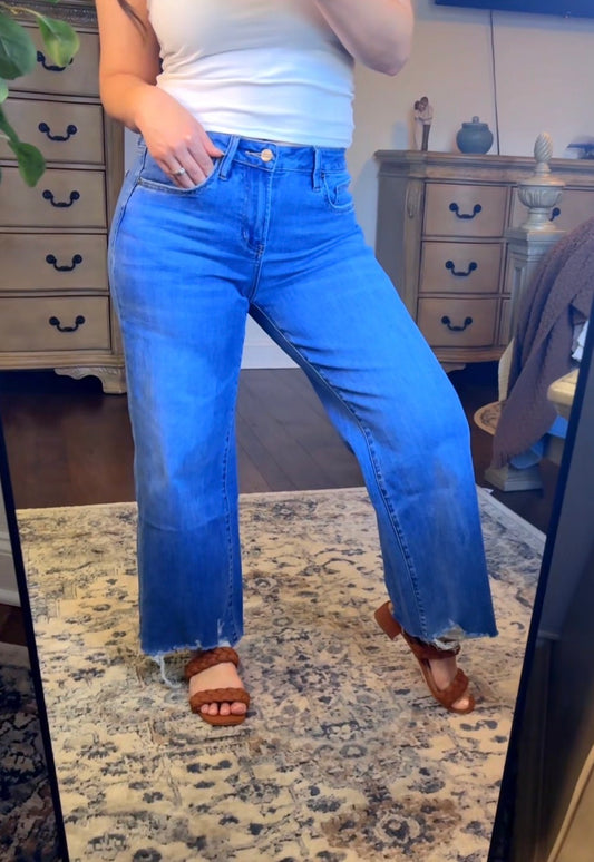 SUPER HIGH WIDE CROP FRAYED HEM