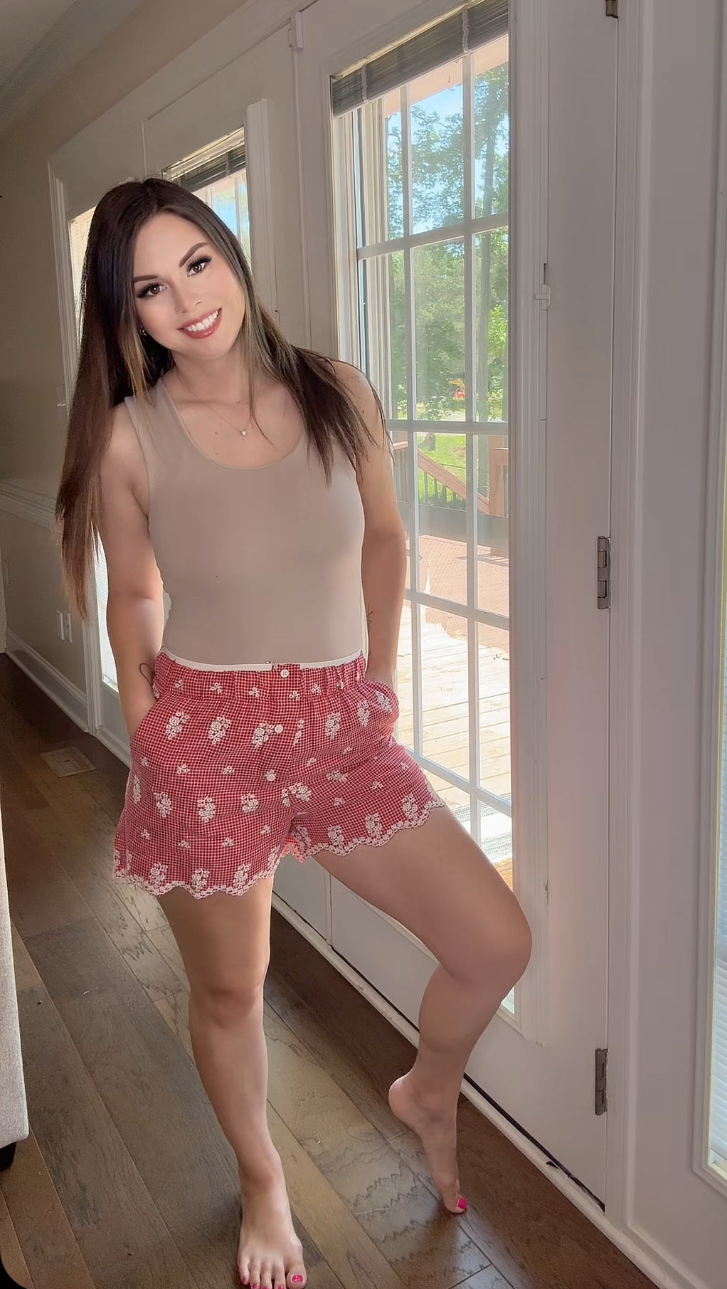 Embroidered Shorts (Red)