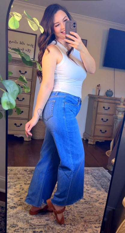 SUPER HIGH WIDE CROP FRAYED HEM