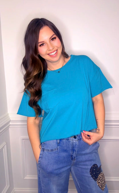 RAW EDGE RELAXED CROP KNIT TOP