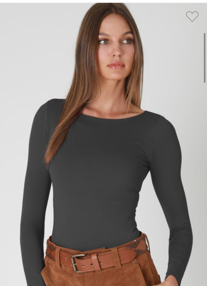 The Must Have Basic Tee (6 Colors)