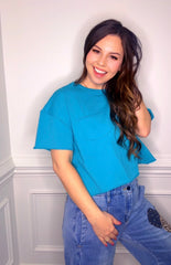 RAW EDGE RELAXED CROP KNIT TOP