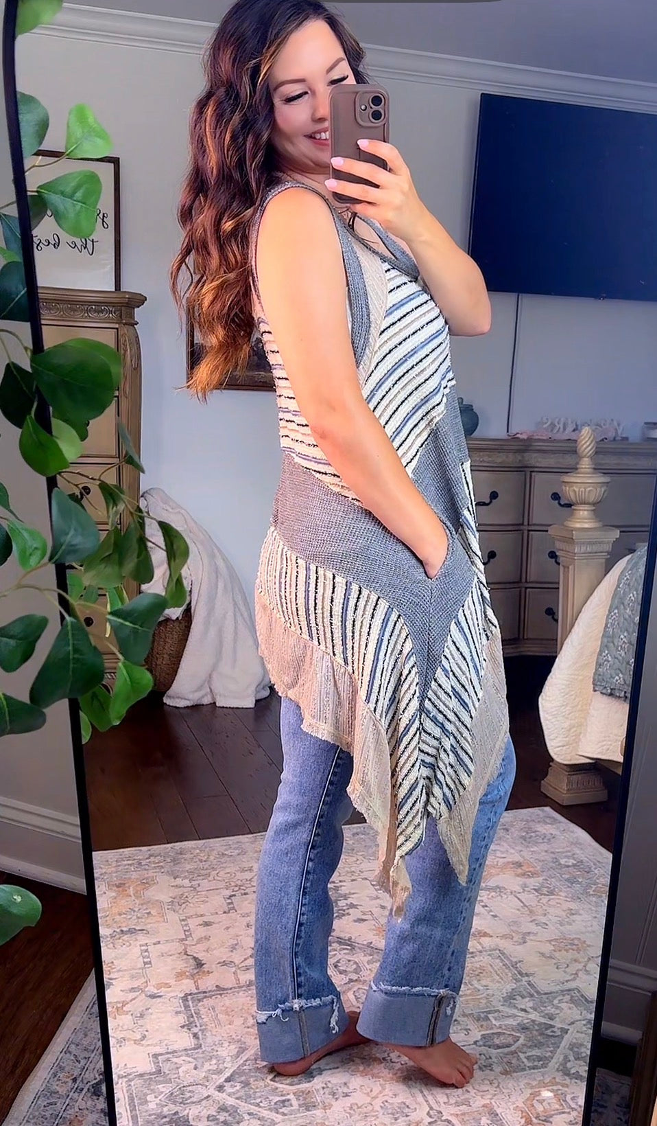 Oli and Hali FABRIC MIXED SLEEVELESS TANK TOP