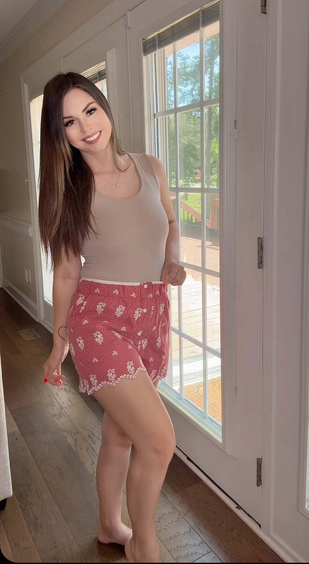 Embroidered Shorts (Red)