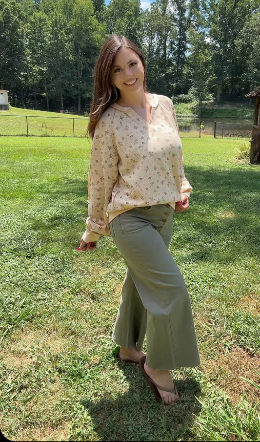 Floral Me Cute Top
