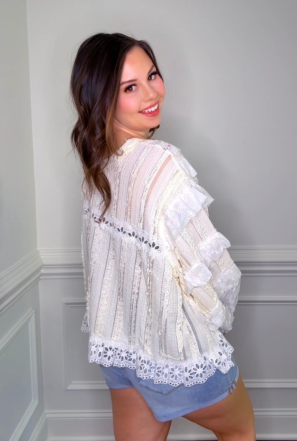 Delicate Lace Ruffle Accent Top (2 colors)