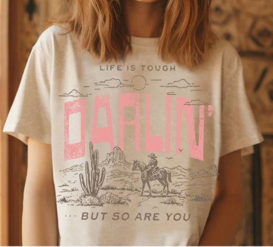 Darlin Graphic Tee (2 Colors)