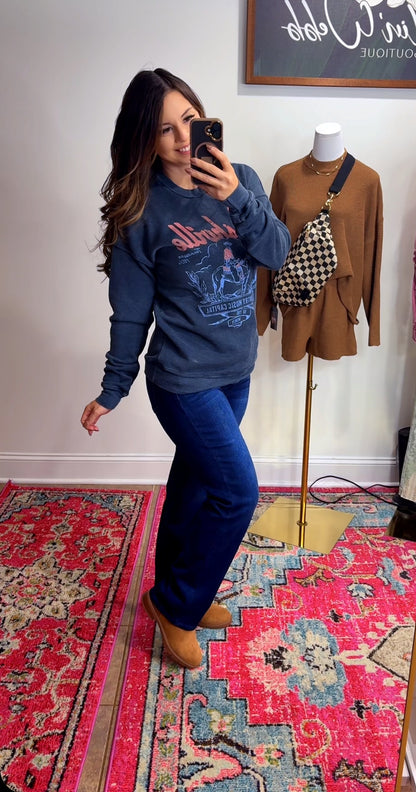 Nashville Graphic Pullover