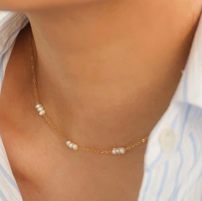 Pearly Girl Necklace