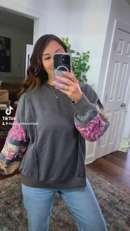 Mixed Prints Floral Pullover (2 Color)